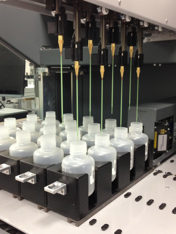 6-position tube rack for 1-dram vials
